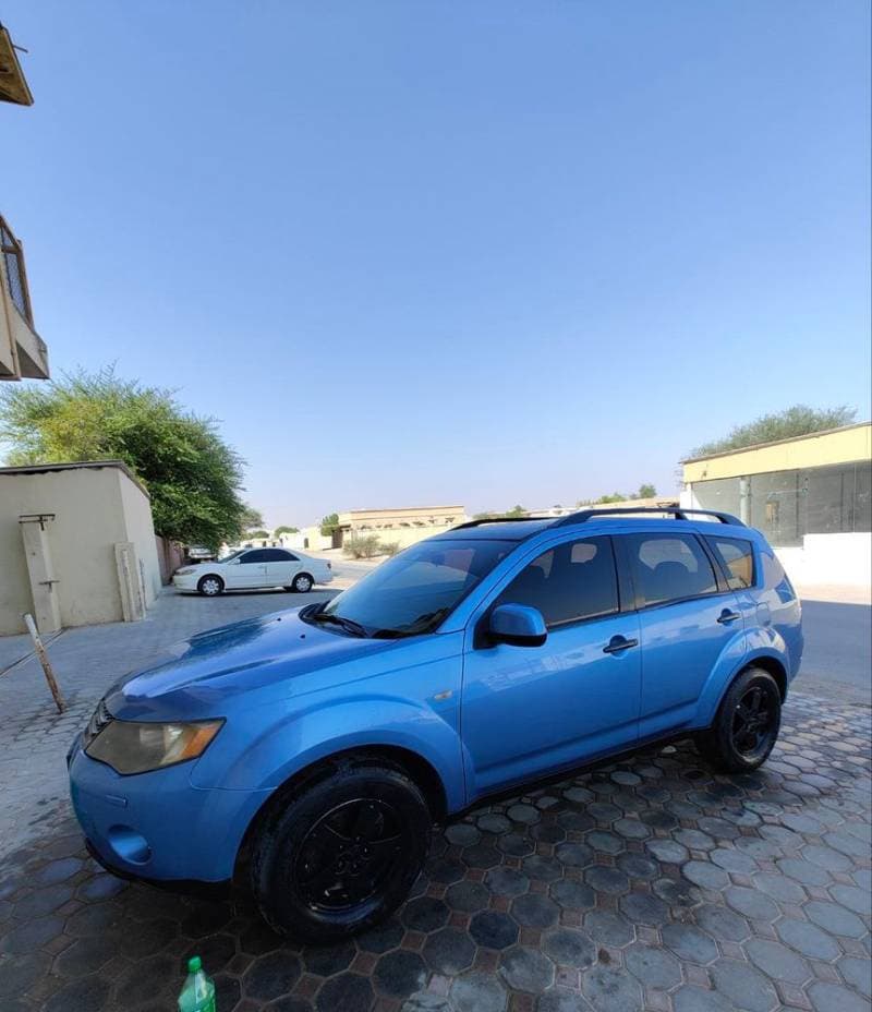 2008 Mitsubishi Outlander thumbnail 2