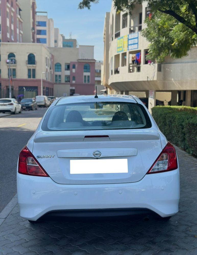 2022 Nissan Sunny thumbnail 4