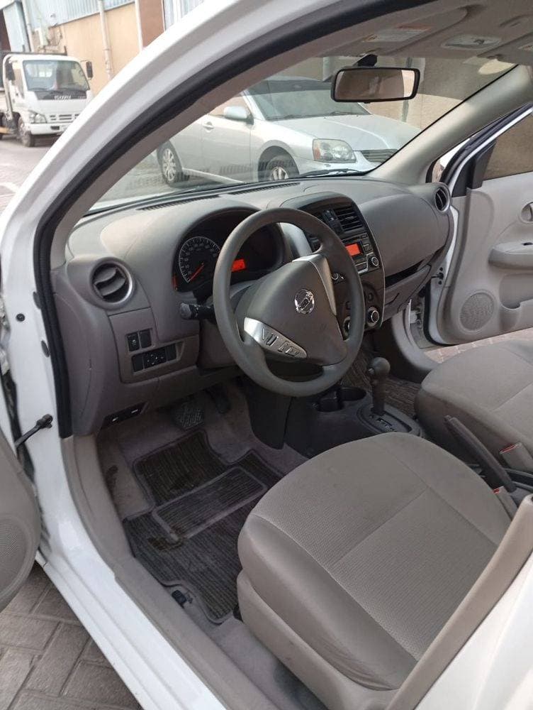 2023 Nissan Sunny thumbnail 2