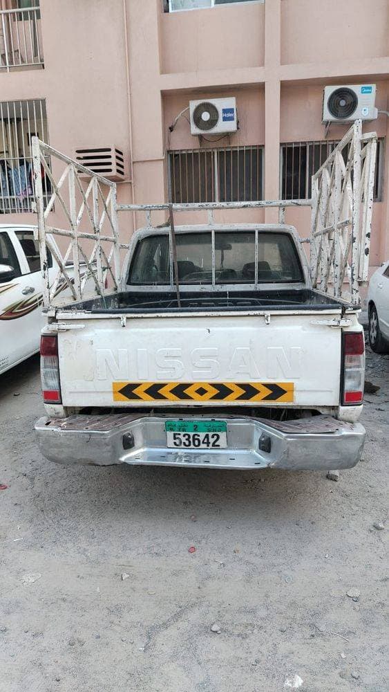 2007 Nissan Patrol Pick Up thumbnail 2
