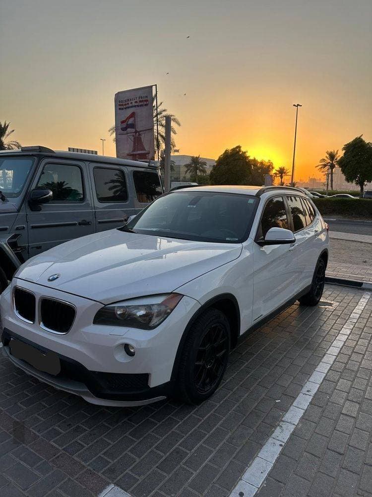 2015 BMW X1 thumbnail 4