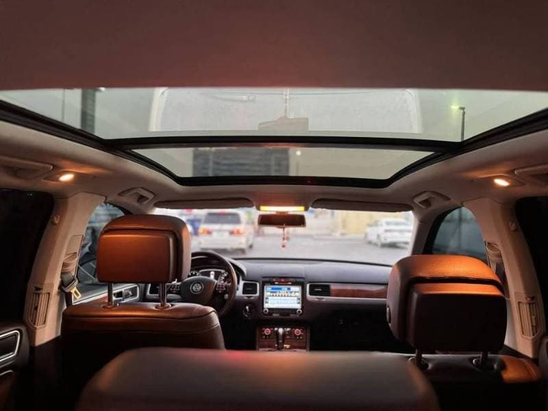 2014 Volkswagen Touareg thumbnail 9