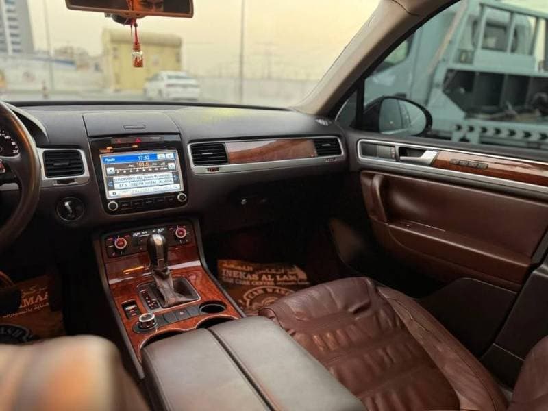 2014 Volkswagen Touareg thumbnail 7