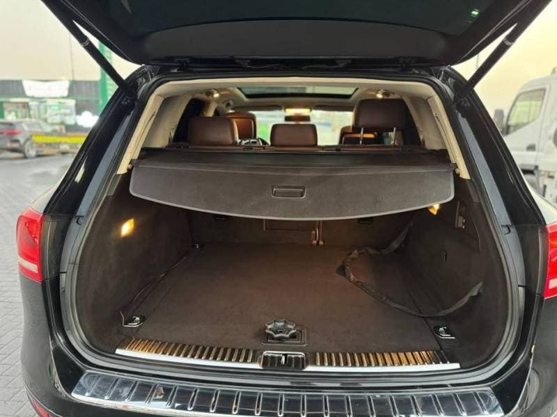 2014 Volkswagen Touareg thumbnail 10