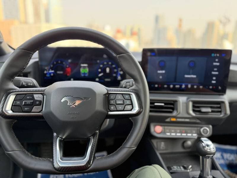 2024 Ford Mustang thumbnail 5