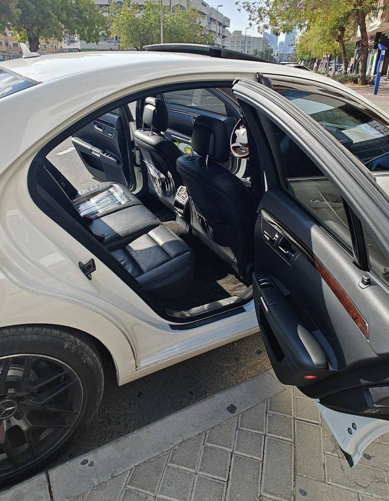 2012 Mercedes-Benz S-Class thumbnail 4
