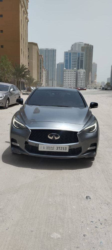 2017 Infiniti Q30