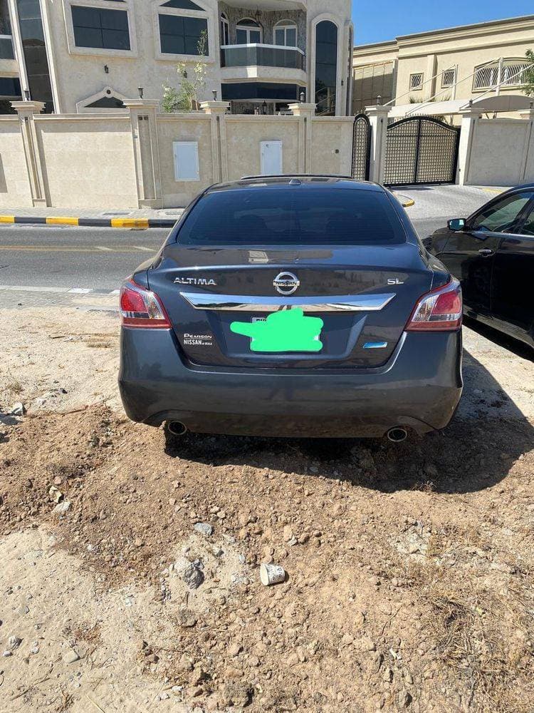 2013 Nissan Altima thumbnail 4