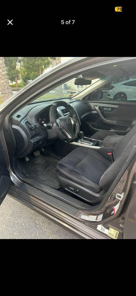 2014 Nissan Altima thumbnail 2