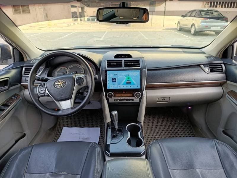 2012 Toyota Camry thumbnail 3