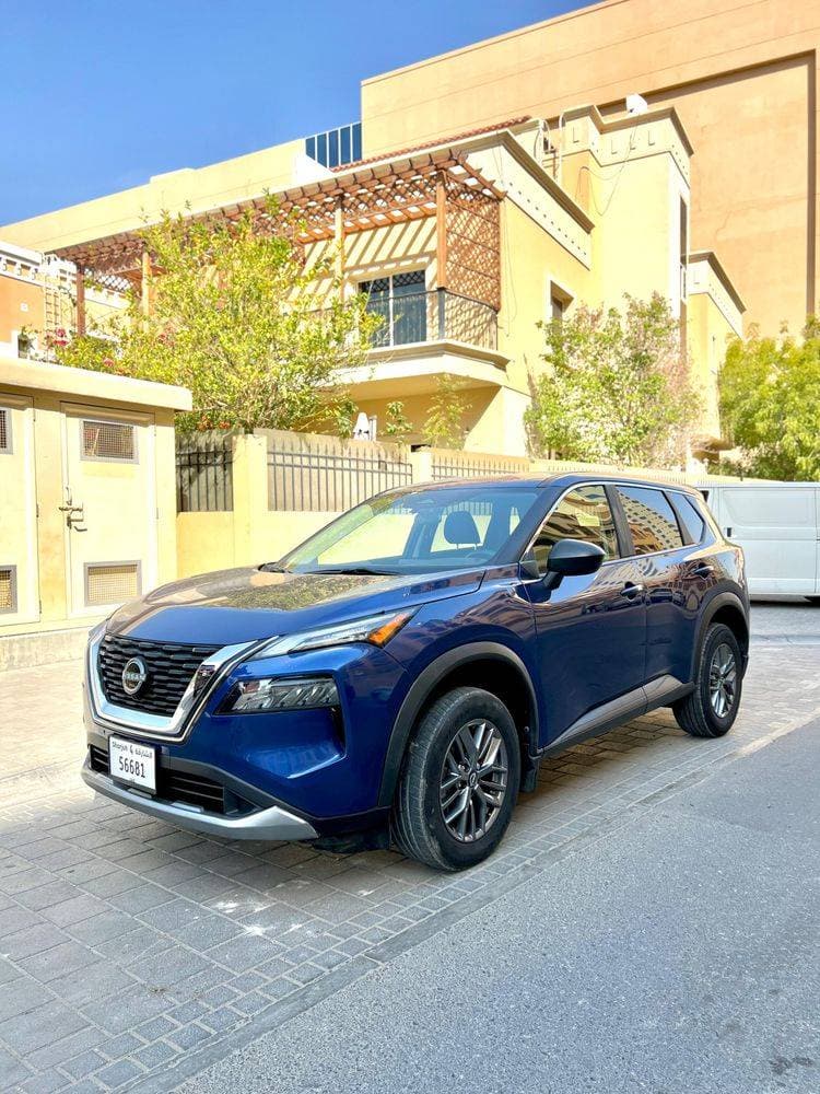 2023 Nissan Rogue thumbnail 5