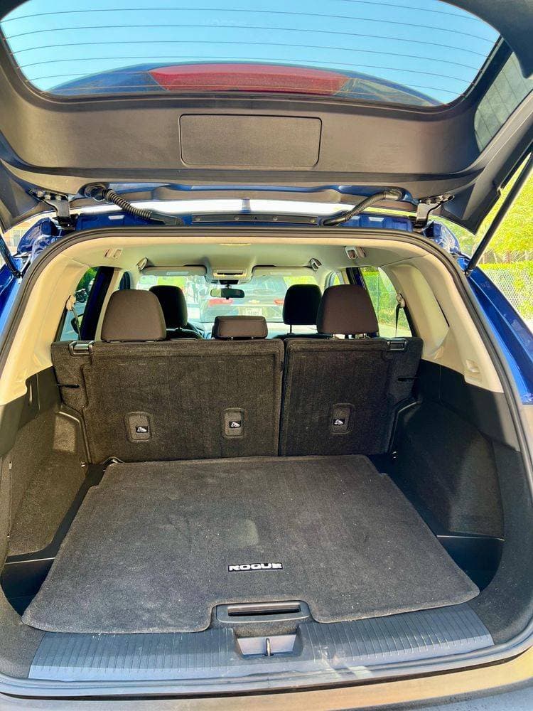 2023 Nissan Rogue thumbnail 4