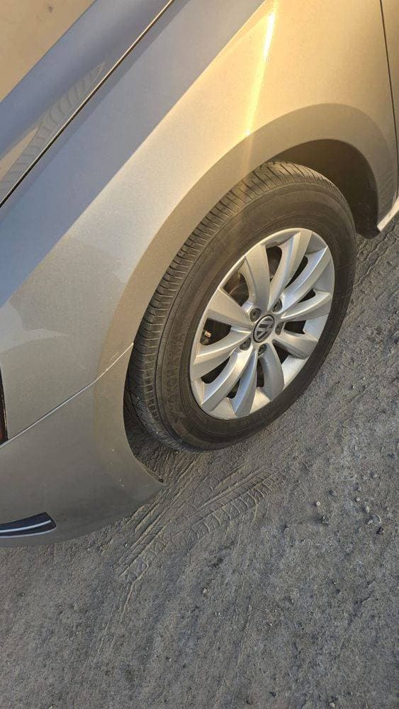 2014 Volkswagen Passat thumbnail 3