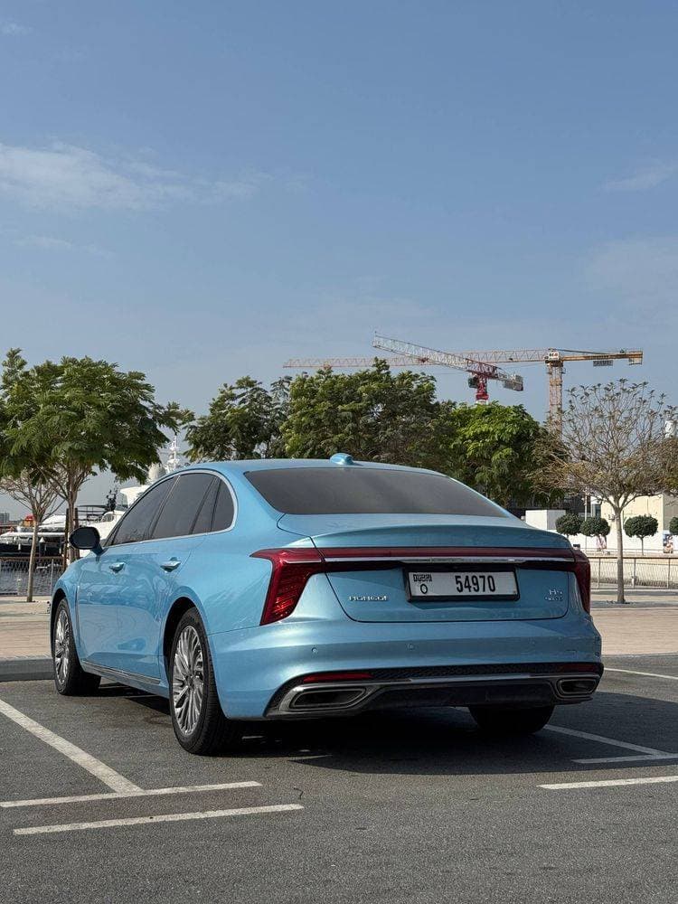 2024 Hongqi H5 thumbnail 3