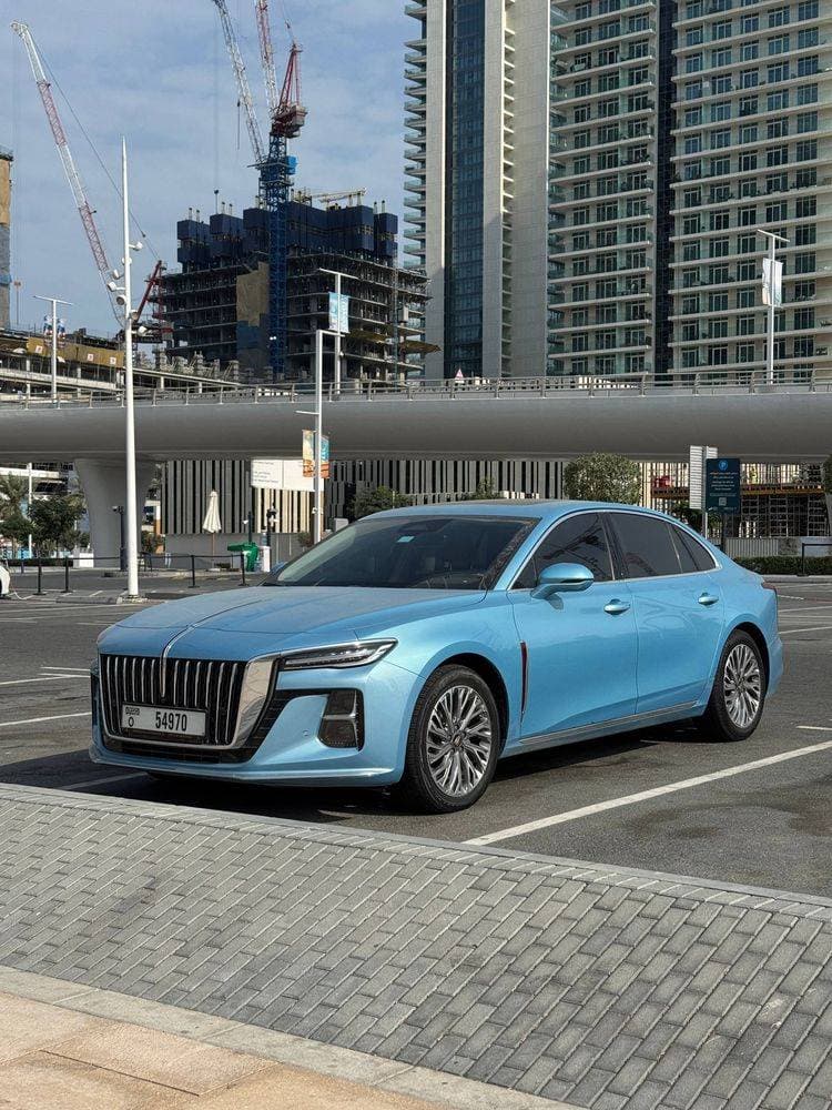 2024 Hongqi H5 thumbnail 2