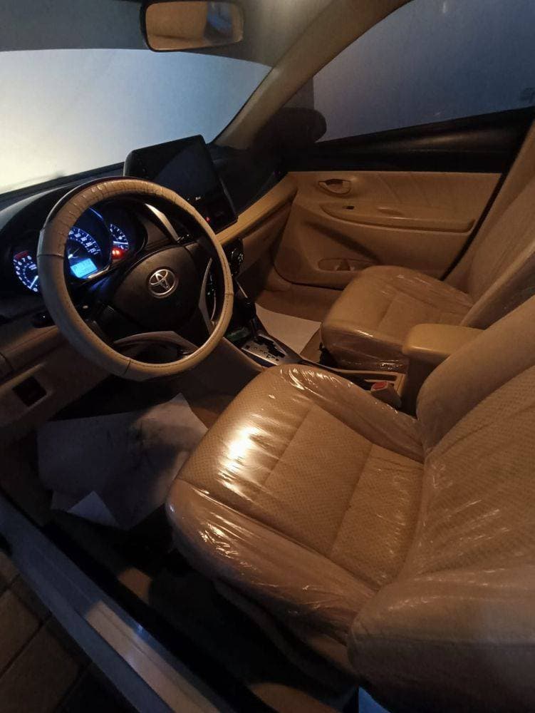 2017 Toyota Yaris thumbnail 4