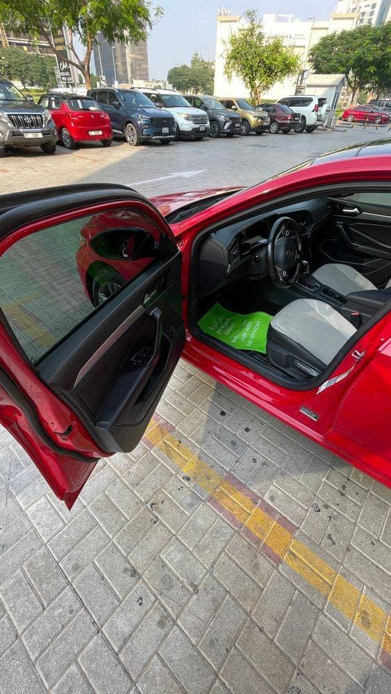 2019 Volkswagen Jetta thumbnail 5