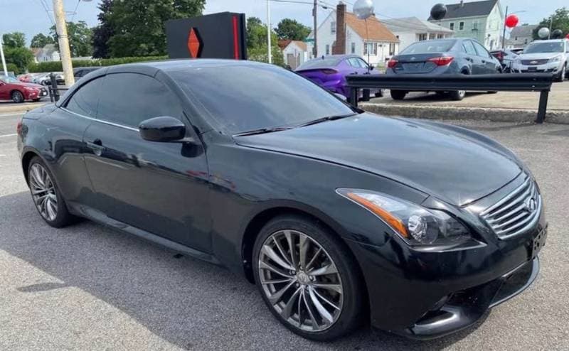 2011 Infiniti G Coupe thumbnail 2
