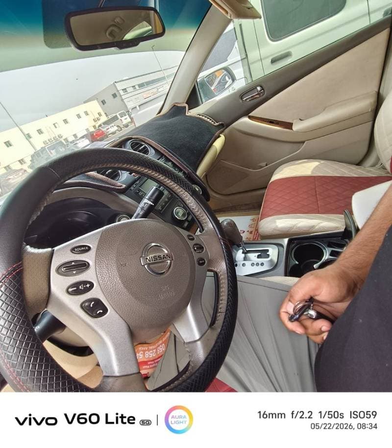 2009 Nissan Altima thumbnail 4
