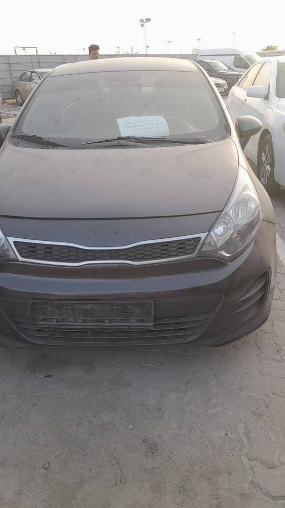 2016 Kia Rio thumbnail 2