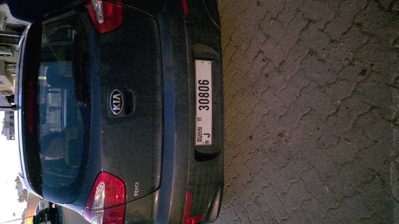 2016 Kia Rio thumbnail 4