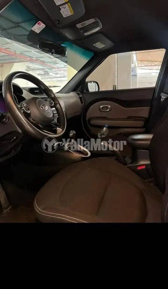 2017 Kia Soul thumbnail 2