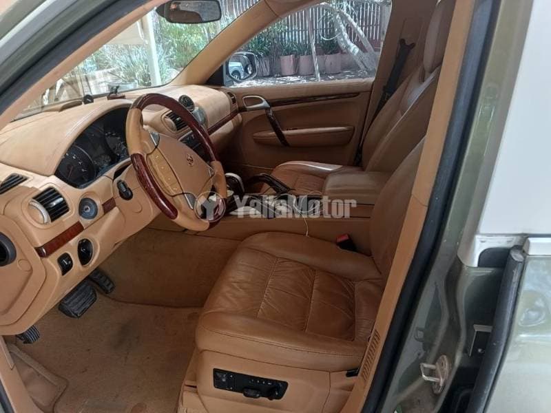 2009 Porsche Cayenne thumbnail 4