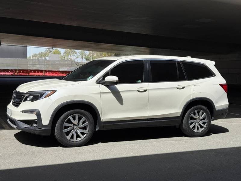 2019 Honda Pilot thumbnail 3