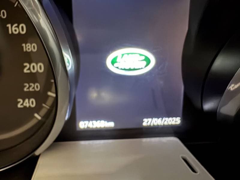 2017 Land Rover Discovery Sport thumbnail 4
