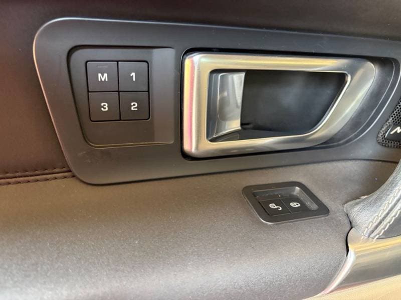 2017 Land Rover Discovery Sport thumbnail 5