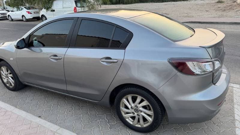 2014 Mazda 3 thumbnail 3