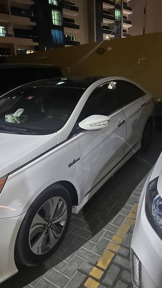 2015 Hyundai Sonata thumbnail 4