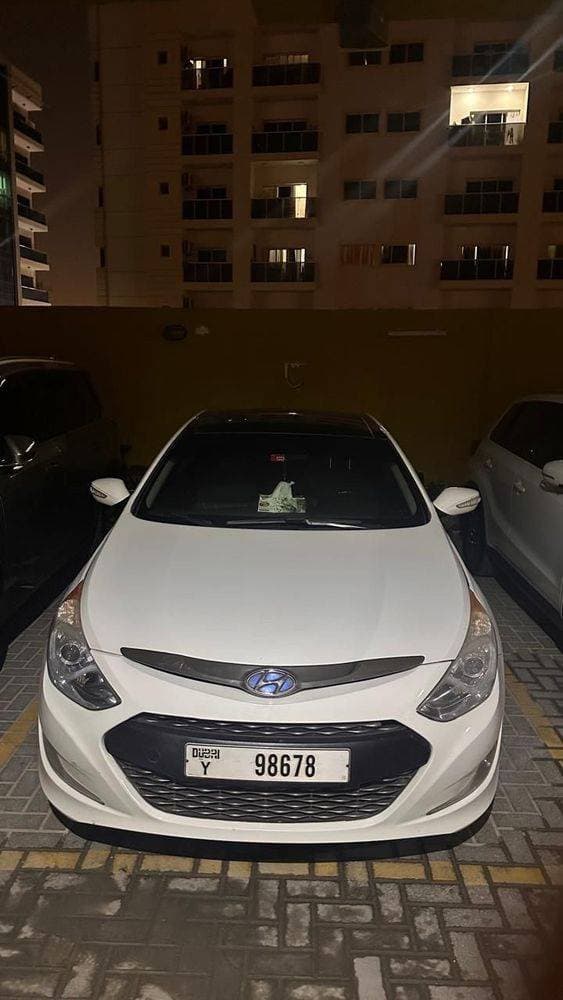 2015 Hyundai Sonata thumbnail 2