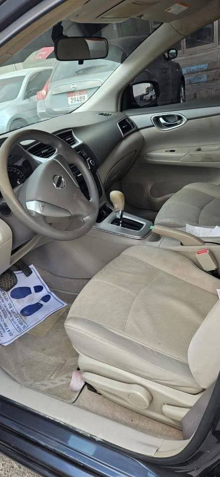 2019 Nissan Sentra thumbnail 5