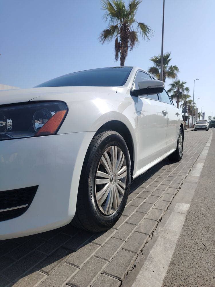 2014 Volkswagen CC thumbnail 2