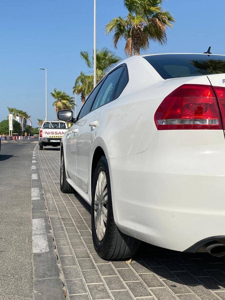2014 Volkswagen CC thumbnail 4
