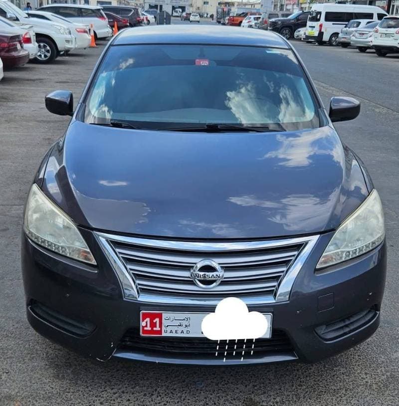 2019 Nissan Sentra thumbnail 2