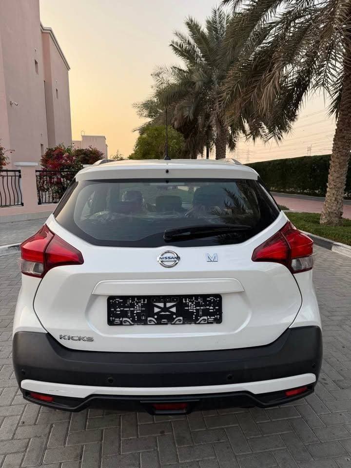 2018 Nissan Kicks thumbnail 4