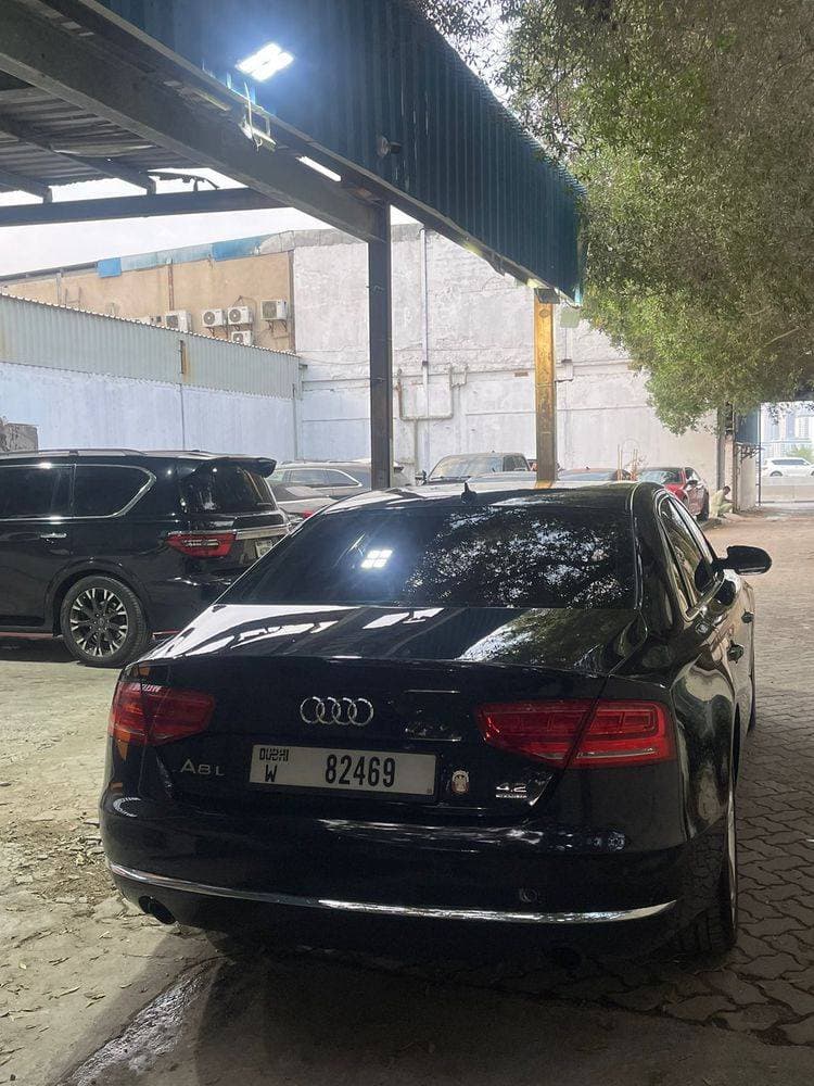 2011 Audi A8 L thumbnail 4