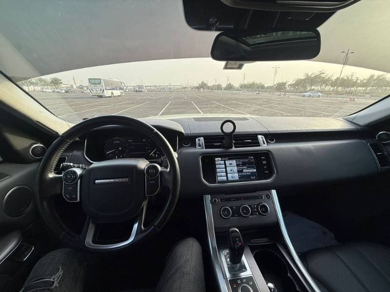 2014 Land Rover Range Rover Sport thumbnail 4