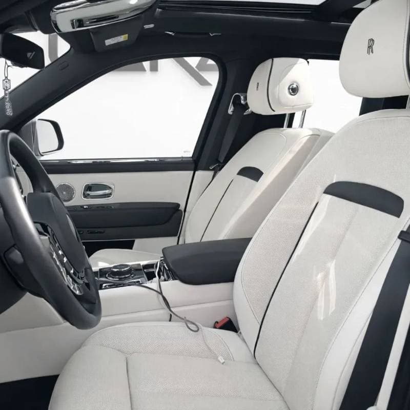 2020 Rolls Royce Cullinan thumbnail 4