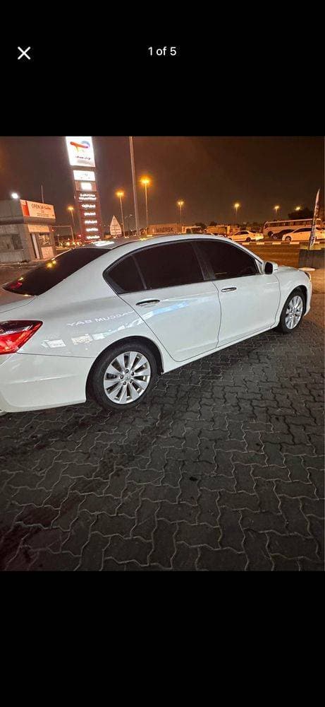 2014 Honda Accord thumbnail 2