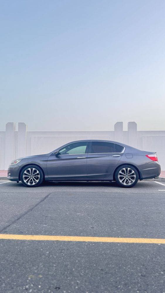 2014 Honda Accord thumbnail 2