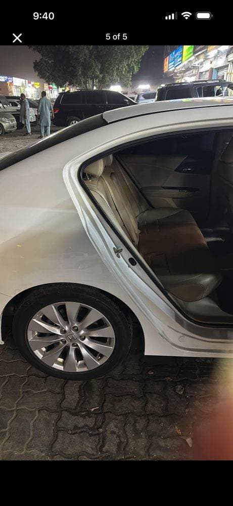 2014 Honda Accord thumbnail 4