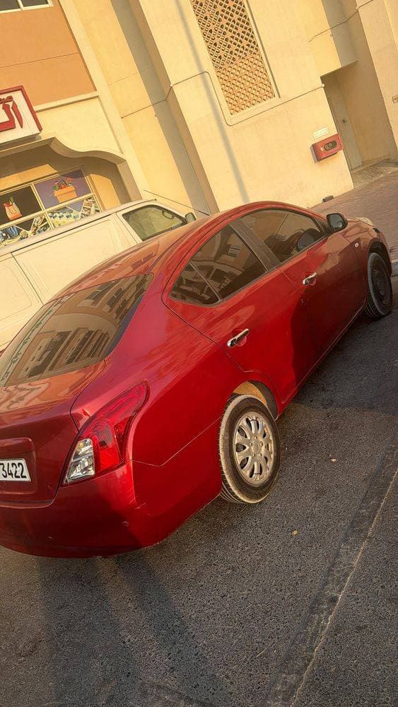 2013 Nissan Sunny thumbnail 3