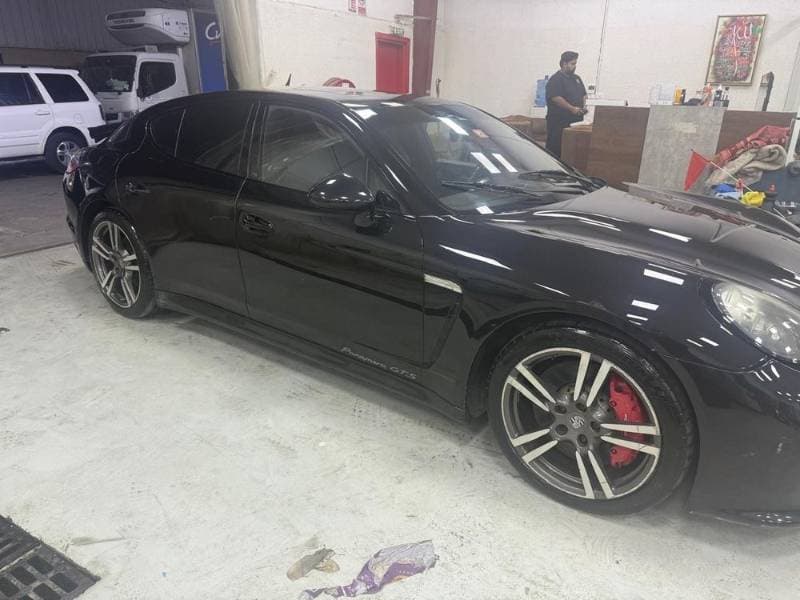 2012 Porsche Panamera thumbnail 2