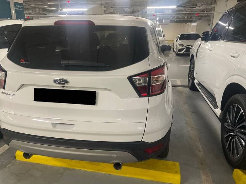 2019 Ford Escape thumbnail 4