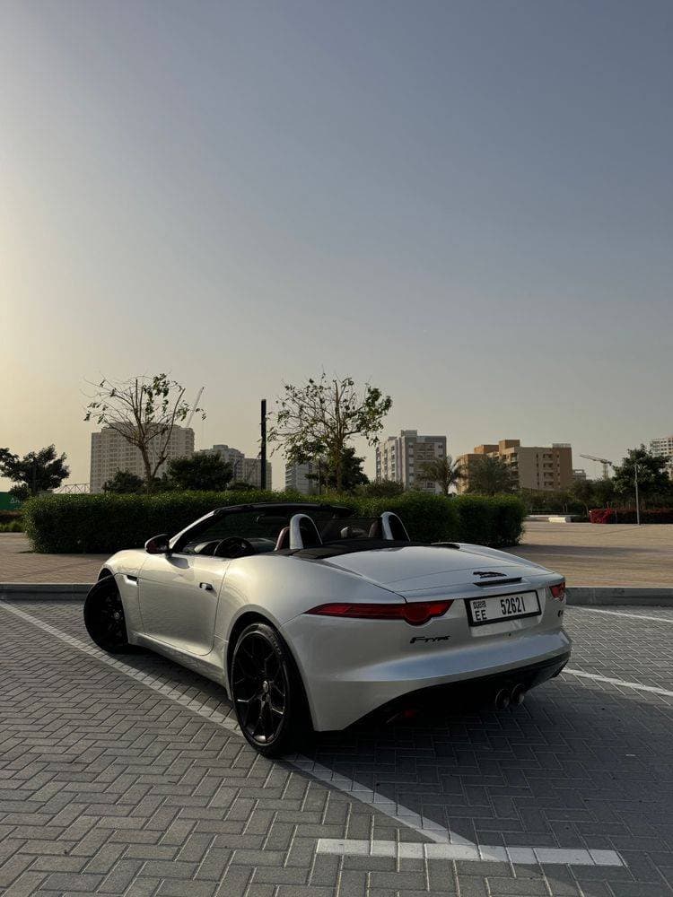 2014 Jaguar F-Type thumbnail 2