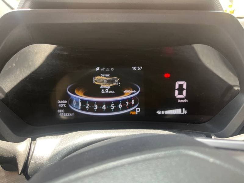 2024 Toyota Veloz thumbnail 3