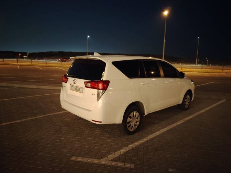2018 Toyota Innova thumbnail 2